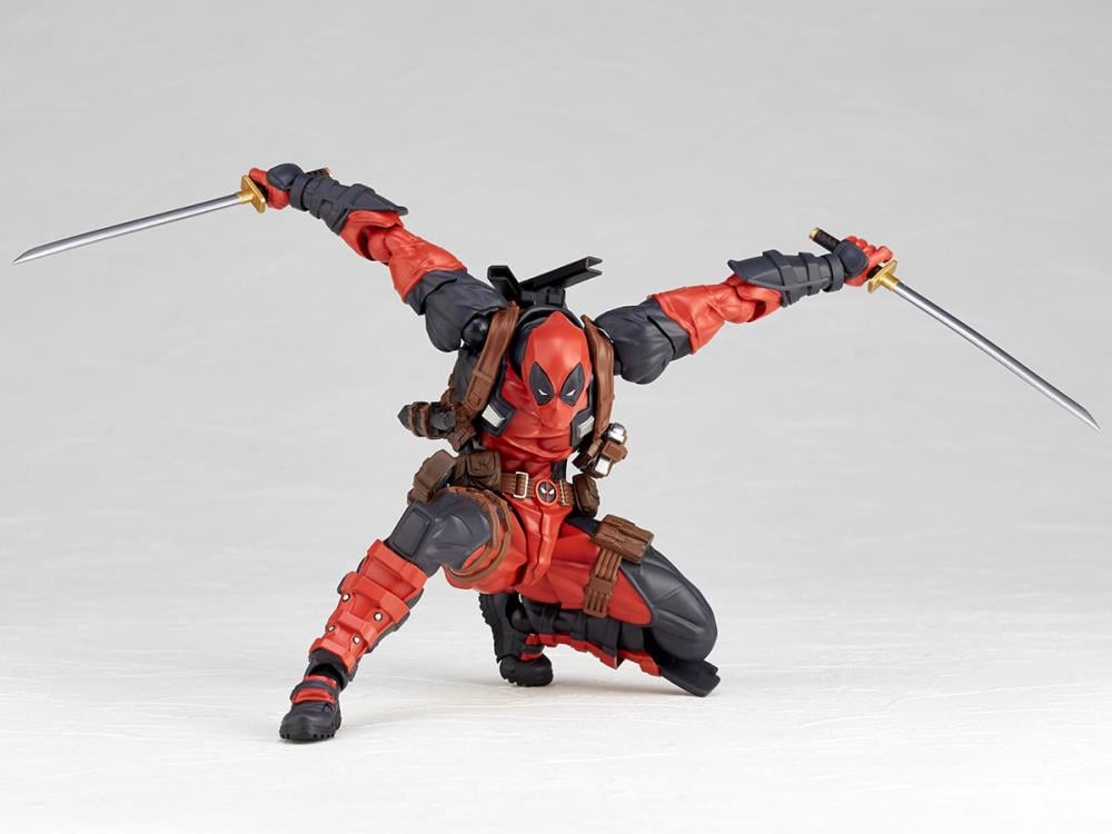 Marvel Amazing Yamaguchi Revoltech Series No.025 Deadpool (Ver. 2) Action Figure Gallery Image 6