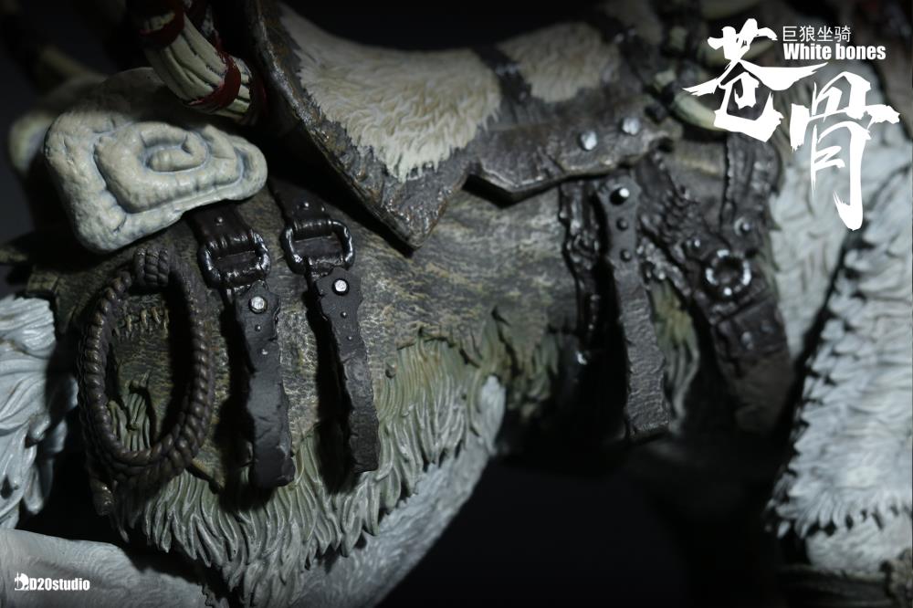 White Bone Wolf (White) 1/12 Scale Figure Gallery Image 5