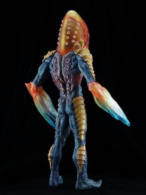 Ultraseven Nirasawa×Kaiju Remix Series Alien Metron Statue Gallery Image 7