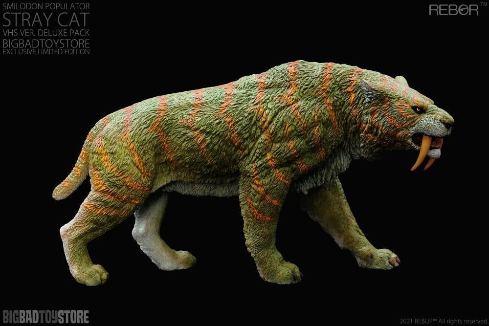 Smilodon Populator "Stray Cat" (VHS Ver.) Deluxe 1:11±1 Scale BBTS Exclusive Limited Edition Replica Gallery Image 5