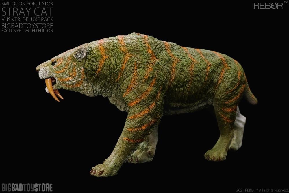 Smilodon Populator "Stray Cat" (VHS Ver.) Deluxe 1:11±1 Scale BBTS Exclusive Limited Edition Replica Gallery Image 7