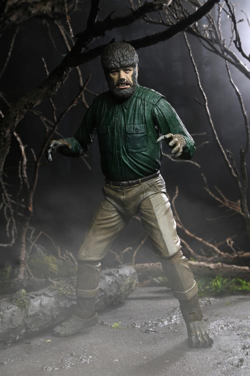 Universal Monsters Ultimate The Wolf Man Figure Gallery Image 6
