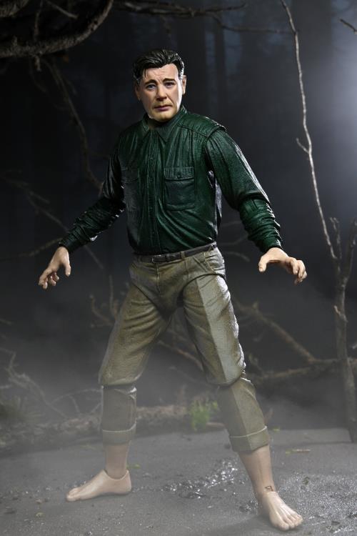 Universal Monsters Ultimate The Wolf Man Figure Gallery Image 14
