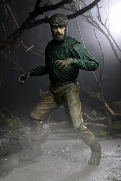 Universal Monsters Ultimate The Wolf Man Figure Gallery Image 3