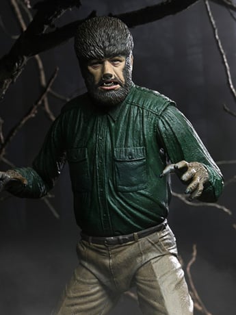 Universal Monsters Ultimate The Wolf Man Figure Gallery Image 2