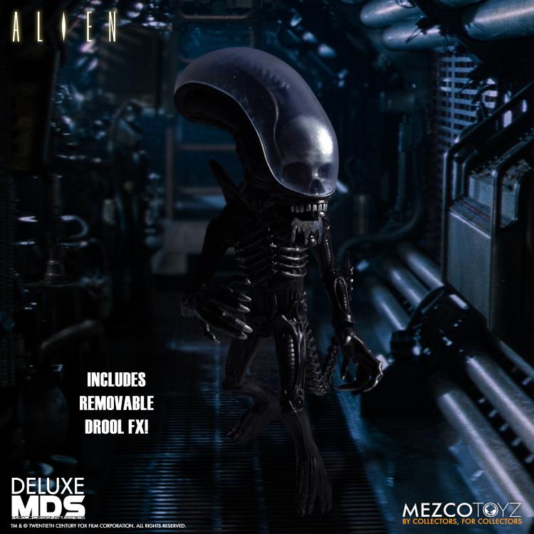 Alien Mezco Designer Series Deluxe Alien Set Gallery Image 4