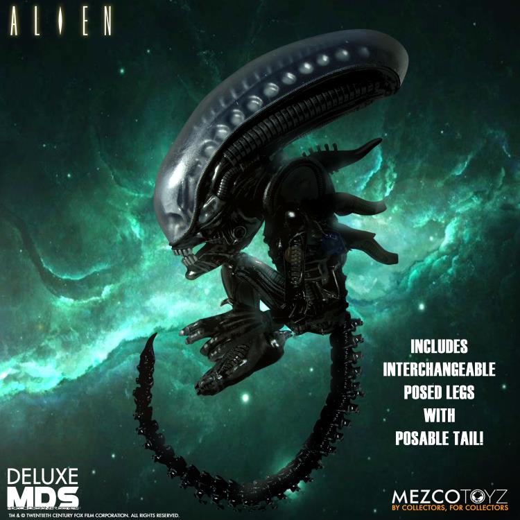 Alien Mezco Designer Series Deluxe Alien Set Gallery Image 10