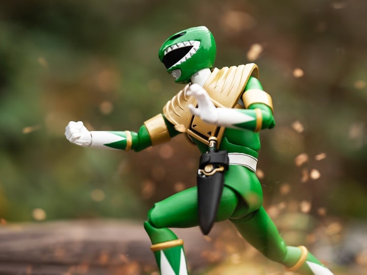 Mighty Morphin Power Rangers ULTIMATES! Green Ranger Gallery Image 1