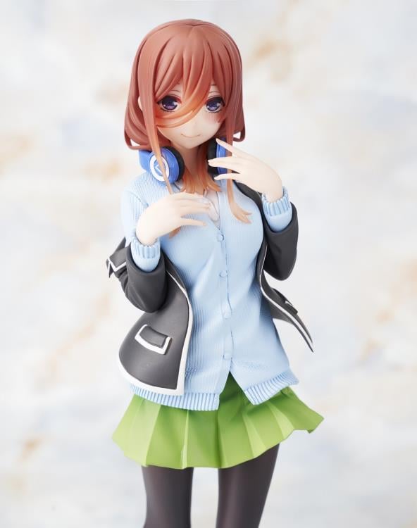 The Quintessential Quintuplets Nakano Miku (Uniform Ver.) Coreful Figure Gallery Image 9
