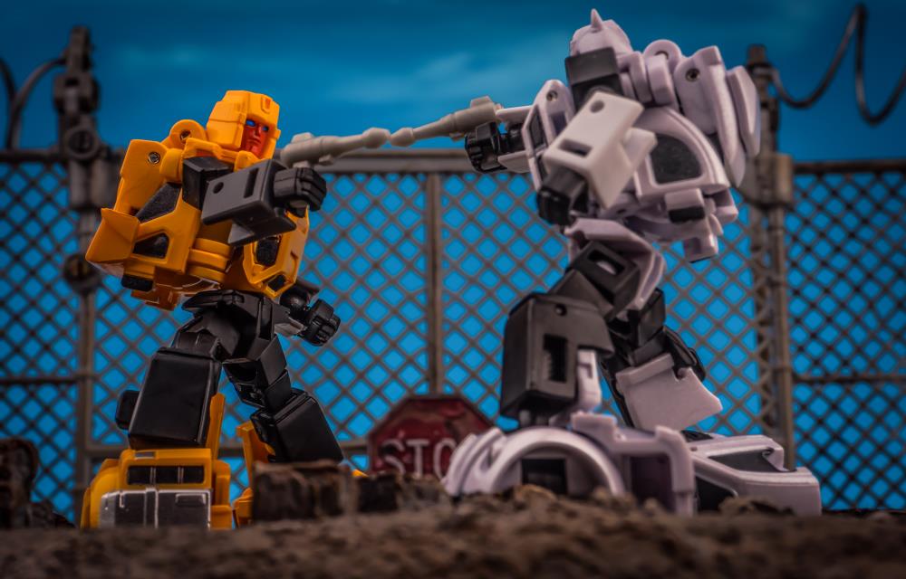 NA H-25K Candyman & H-26T Bickle Limited Edition Figure Set Gallery Image 19