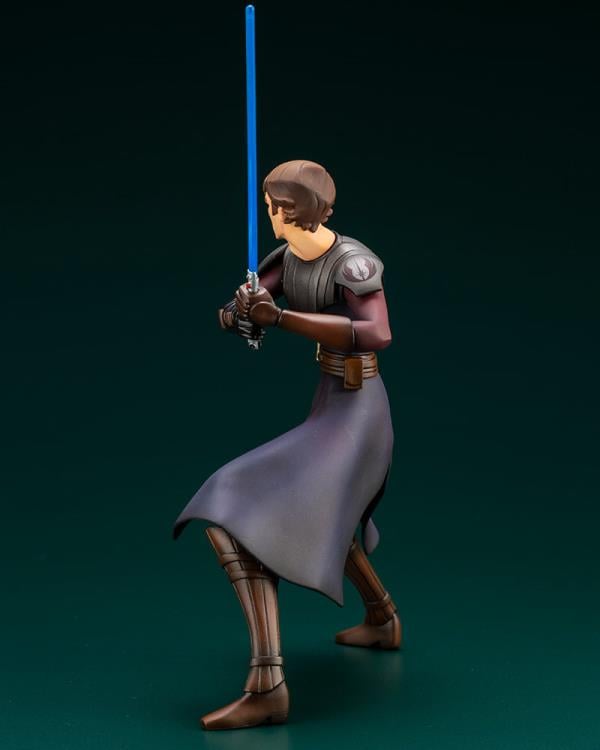 Star Wars: The Clone Wars ArtFX+ Anakin Skywalker Statue (With Ahsoka Tano Piece) Gallery Image 6