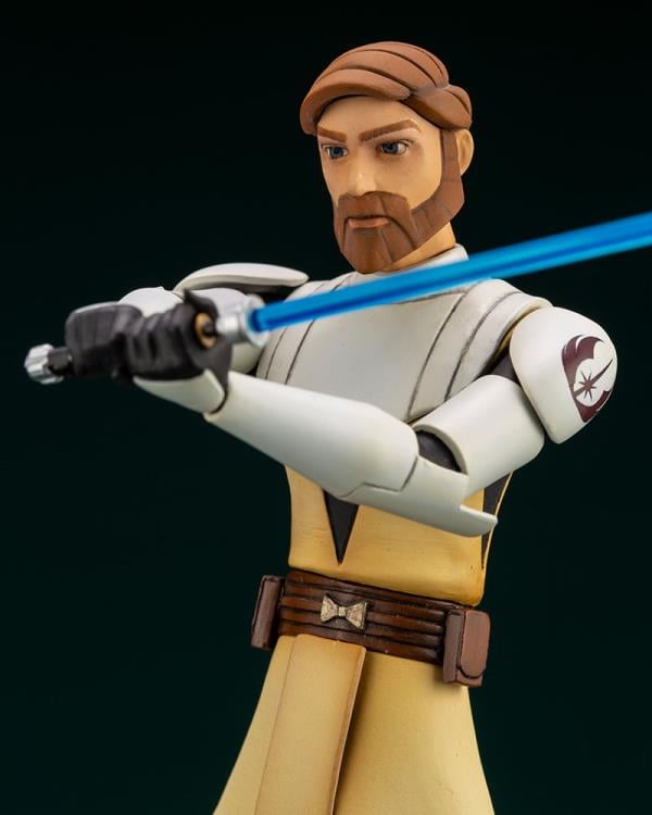 Star Wars: The Clone Wars ArtFX+ Obi-Wan Kenobi Statue (With Ahsoka Tano Piece) Gallery Image 13
