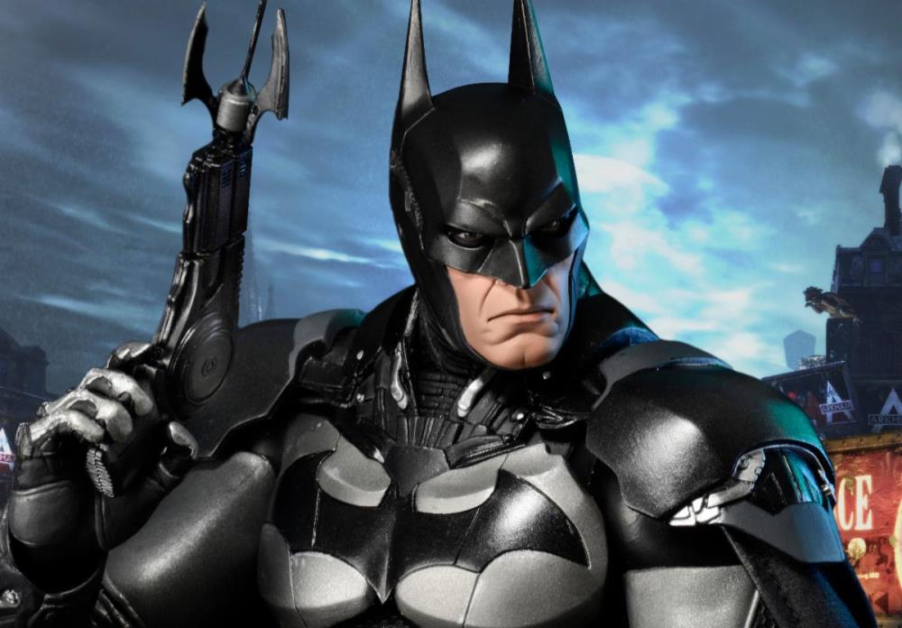 Batman: Arkham Knight Batman 1/4 Scale Action Figure Gallery Image 4