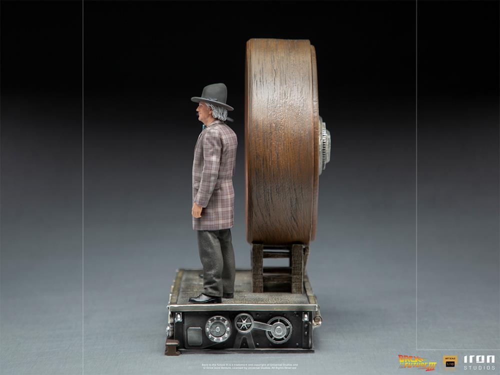 Back to the Future Part III Marty & Doc at the Clock 1/10 Deluxe Art Scale Limited Edition Statue Gallery Image 9