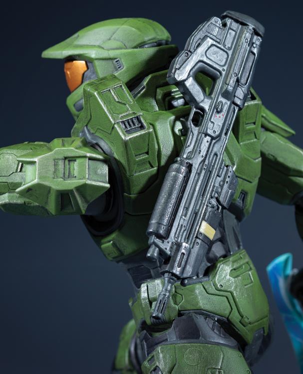 Halo Infinite Master Chief With Grappleshot PVC Statue Gallery Image 6
