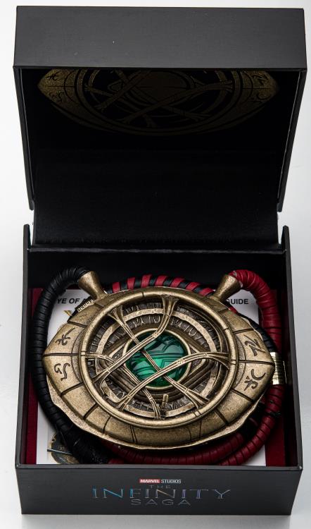 Doctor Strange Light Up Eye of Agamotto Necklace