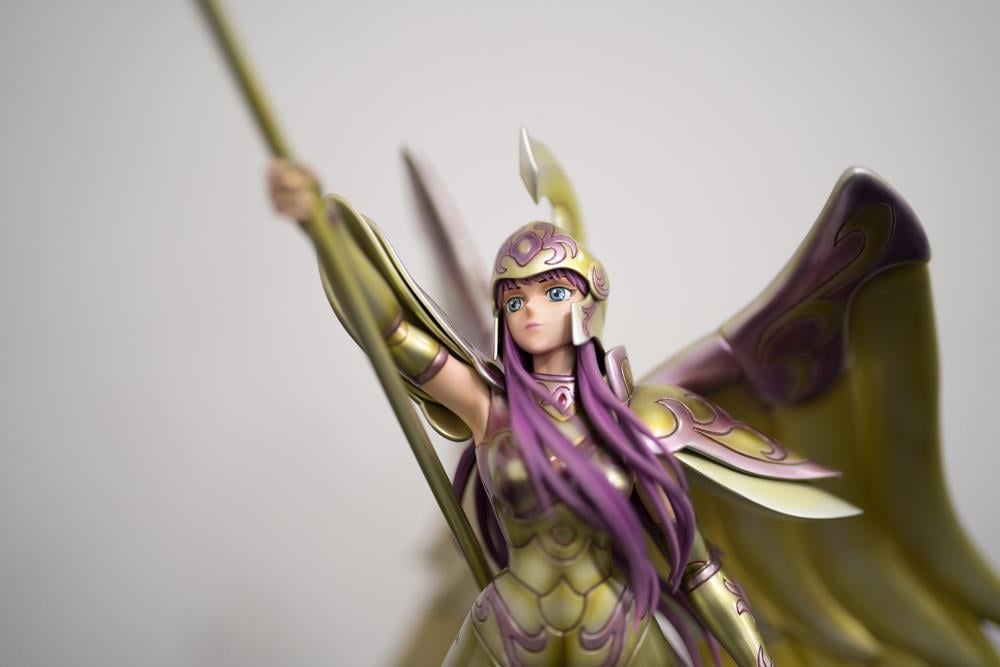 Saint Seiya Athena (Armored Ver.) 1/4 Scale Limited Edition Statue Gallery Image 8