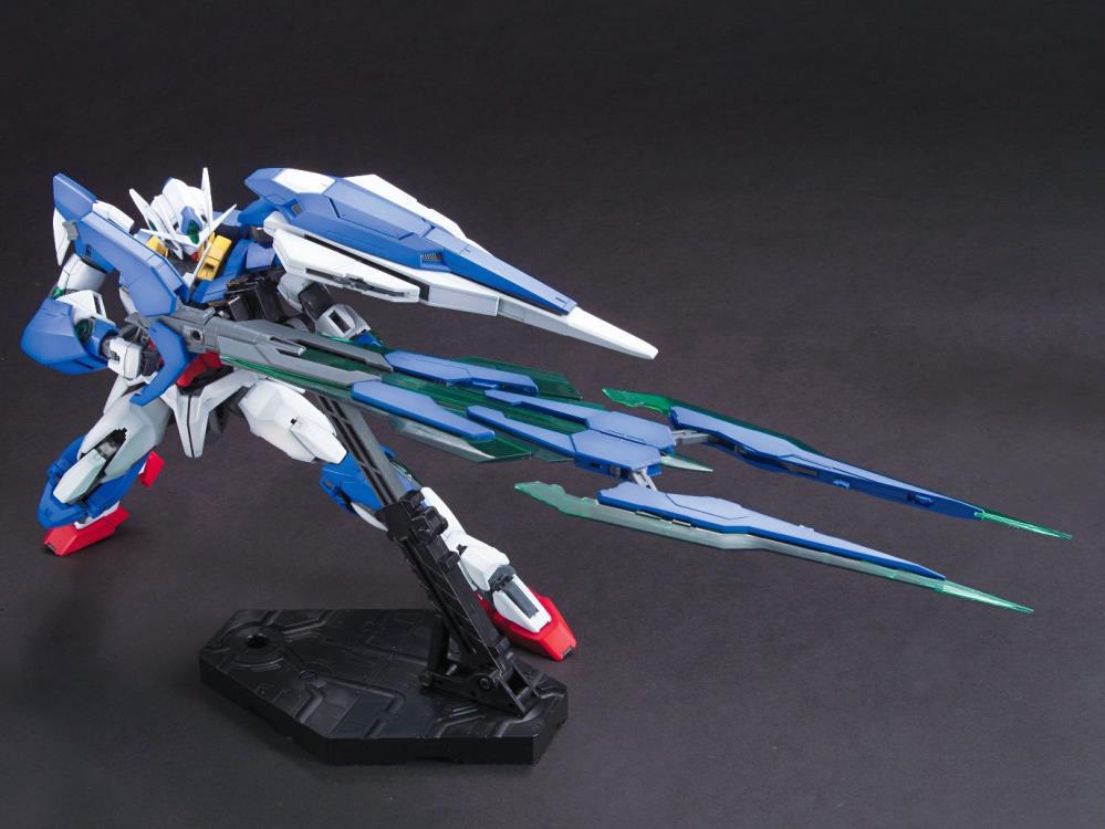Mobile Suit Gundam 00 the Movie: A Wakening of the Trailblazer MG 00 Qan[T] 1/100 Scale Model Kit Gallery Image 4
