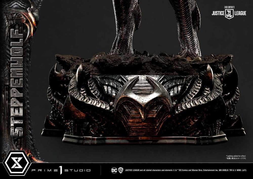 Zack Snyder's Justice League Museum Masterline Steppenwolf Deluxe