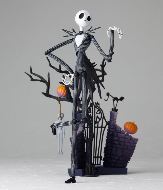 The Nightmare Before Christmas Legacy of Revoltech LR-058 Jack Skellington (Glow-in-the-Dark Ver.) Gallery Image 5