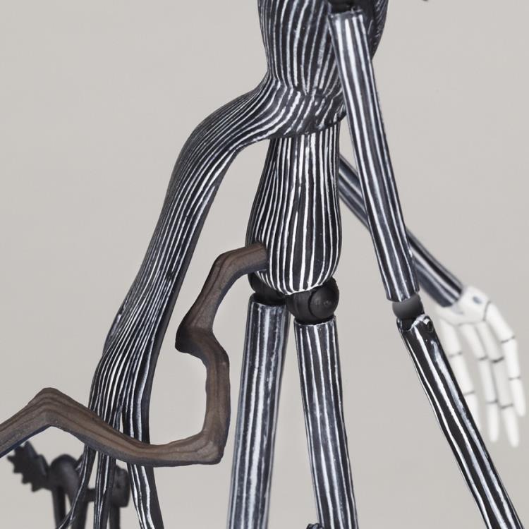 The Nightmare Before Christmas Legacy of Revoltech LR-058 Jack Skellington (Glow-in-the-Dark Ver.) Gallery Image 15