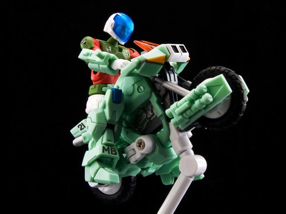 Robotech VR-052F Battler Cyclone Scott Bernard 1/28 Scale Figure Gallery Image 9