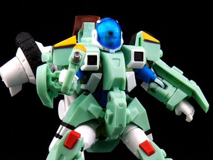 Robotech VR-052T Battler Cyclone Rand 1/28 Scale Figure Gallery Image 1