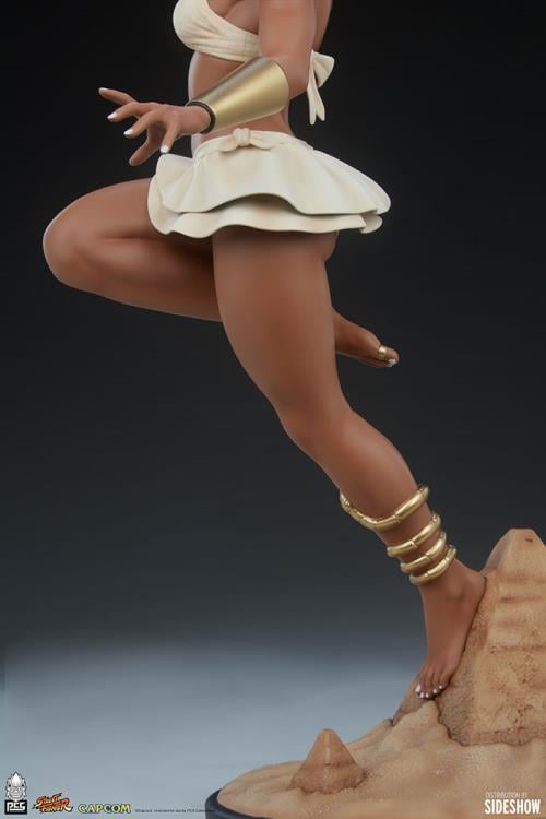 Street Fighter V Menat (Season Pass) 1/4 Scale Collector Edition Statue Gallery Image 12