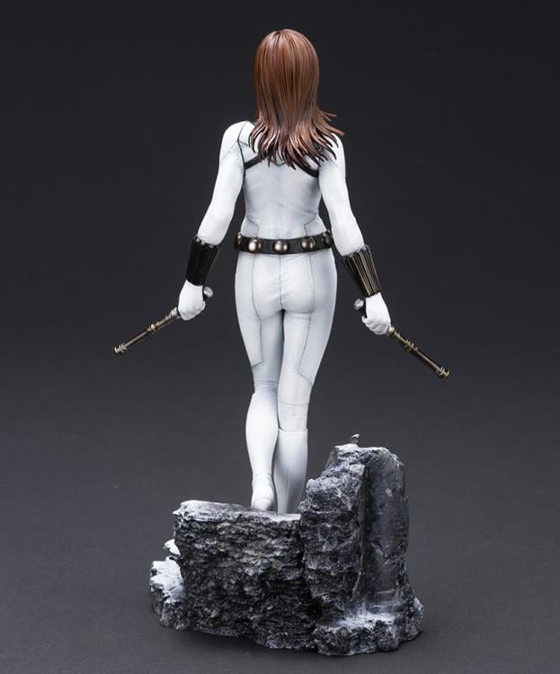 Marvel Comics ArtFX Premier Black Widow (White Costume) PX Previews Exclusive Limited Edition Statue Gallery Image 7