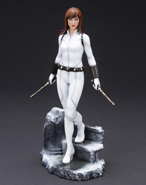 Marvel Comics ArtFX Premier Black Widow (White Costume) PX Previews Exclusive Limited Edition Statue Gallery Image 3