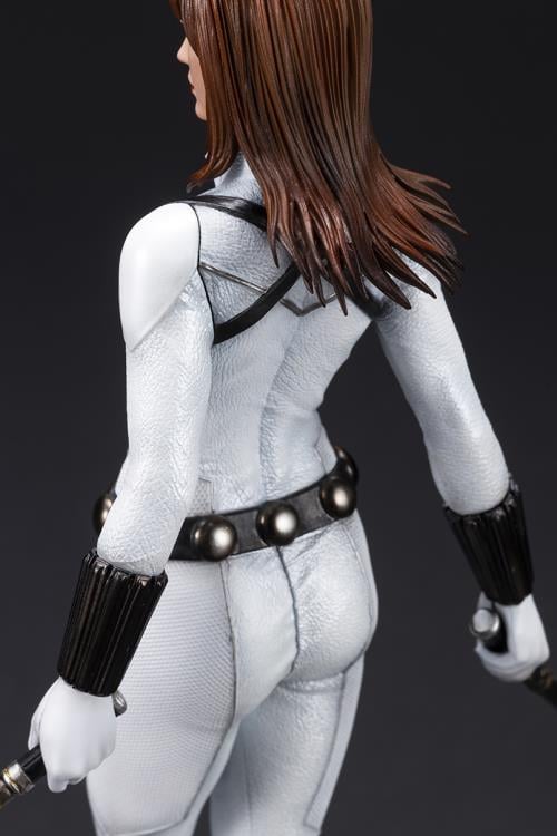 Marvel Comics ArtFX Premier Black Widow (White Costume) PX Previews Exclusive Limited Edition Statue Gallery Image 12