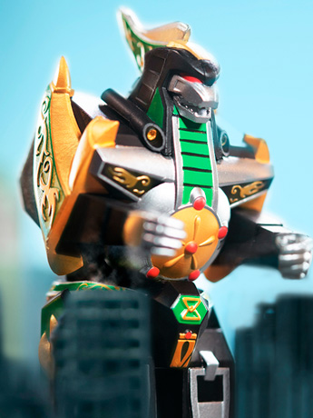 Mighty Morphin Power Rangers ReAction Dragonzord Figure Gallery Image 2