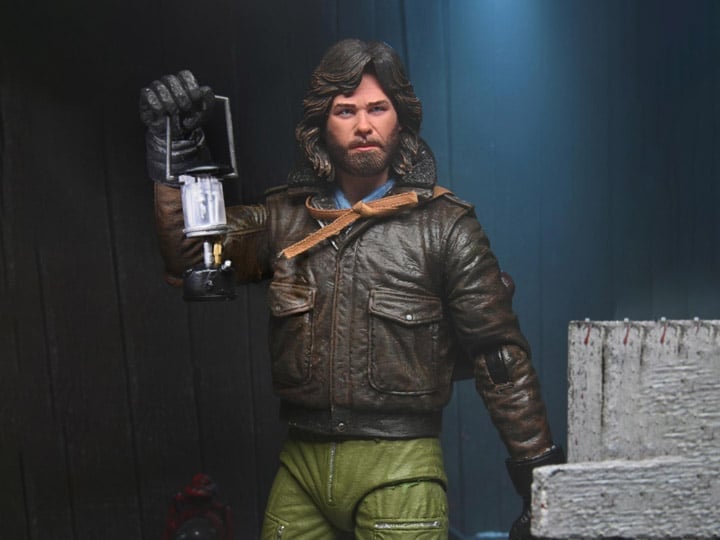 The Thing Ultimate MacReady (Outpost 31) Figure Gallery Image 1