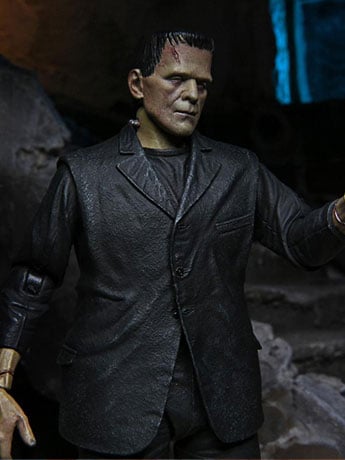 Universal Monsters Ultimate Frankenstein's Monster (Color) 7" Scale Figure Gallery Image 2