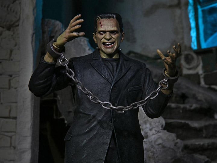 Universal Monsters Ultimate Frankenstein's Monster (Color) 7" Scale Figure Gallery Image 1