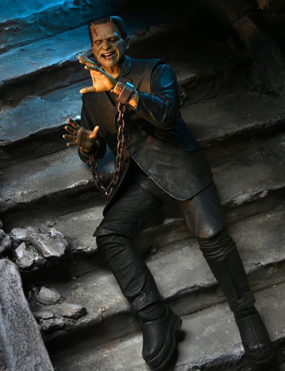 Universal Monsters Ultimate Frankenstein's Monster (Color) 7" Scale Figure Gallery Image 7