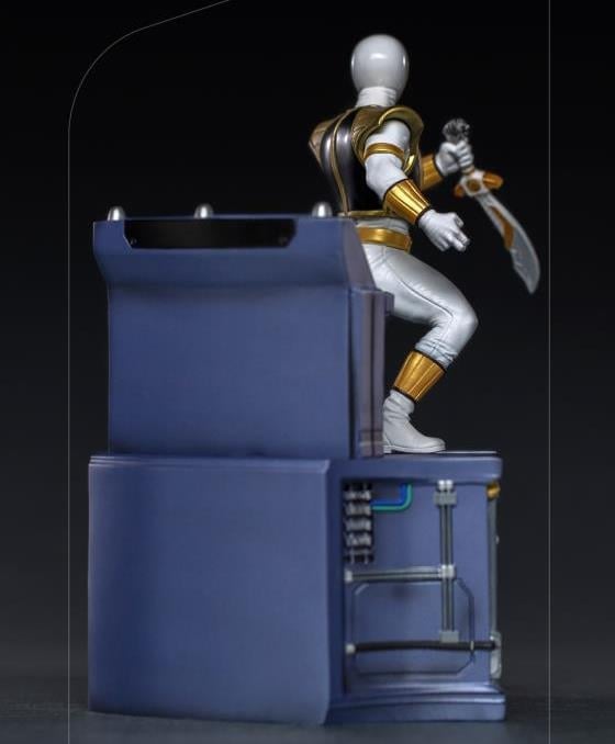 Mighty Morphin Power Rangers Battle Diorama Series White Ranger 1/10 Scale Limited Edition Statue Gallery Image 5