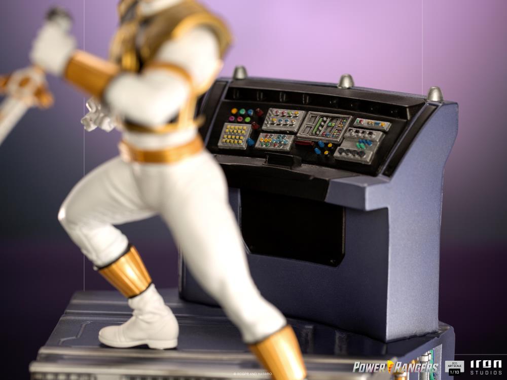Mighty Morphin Power Rangers Battle Diorama Series White Ranger 1/10 Scale Limited Edition Statue Gallery Image 11