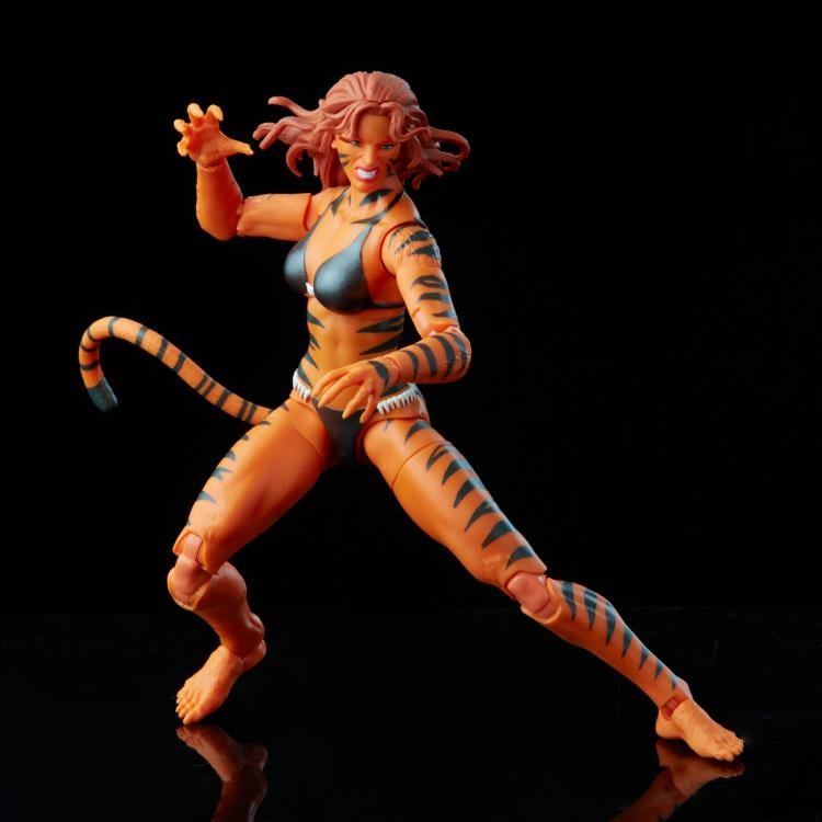 Marvel Legends Retro Collection Marvel's Tigra Action Figure Gallery Image 3