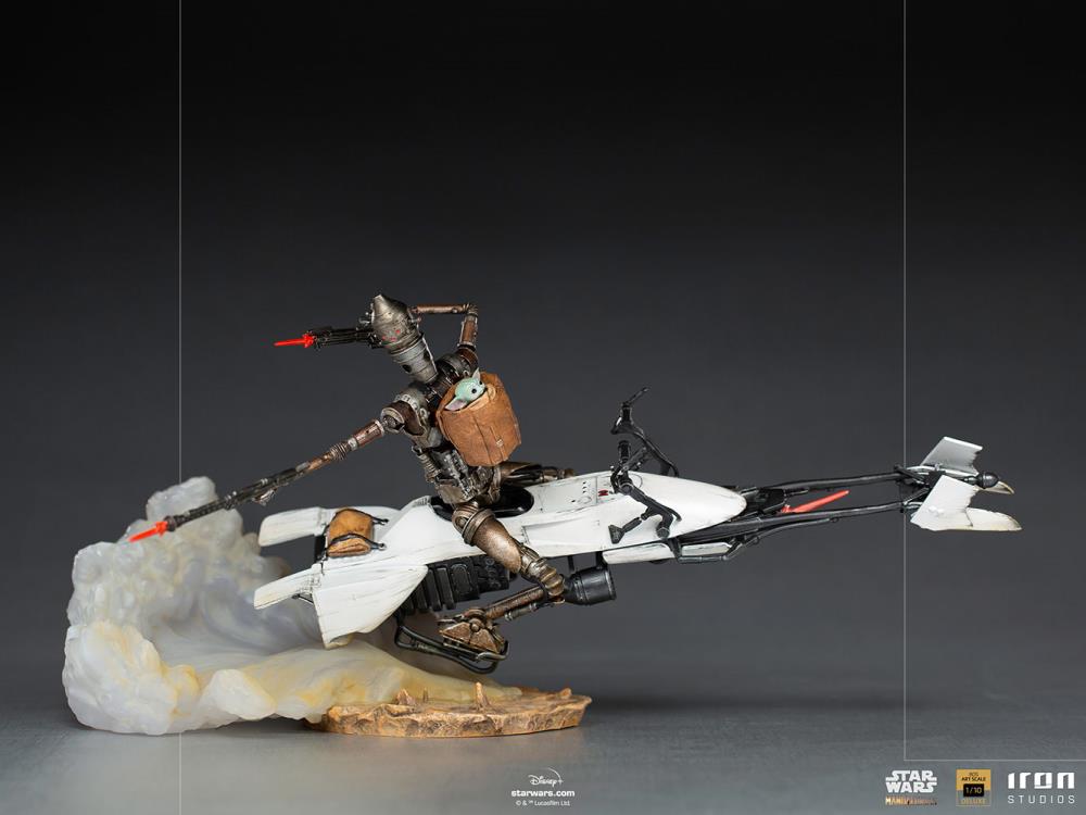 The Mandalorian IG-11 and The Child 1/10 Deluxe Art Scale Limited Edition Statue Gallery Image 6