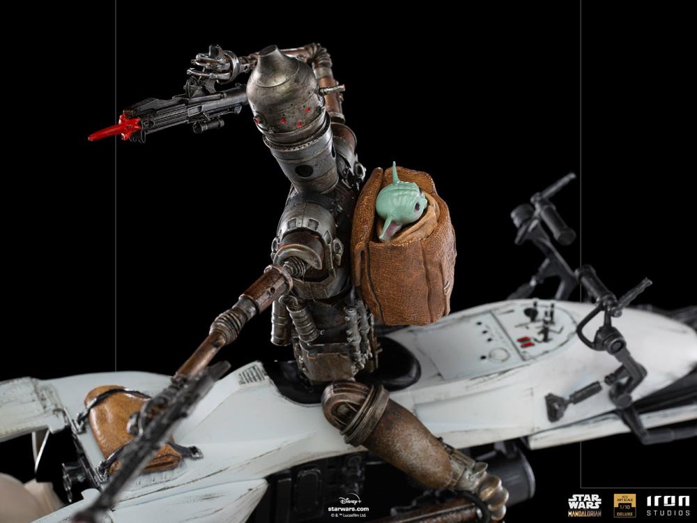 The Mandalorian IG-11 and The Child 1/10 Deluxe Art Scale Limited Edition Statue Gallery Image 10