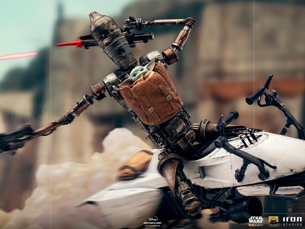 The Mandalorian IG-11 and The Child 1/10 Deluxe Art Scale Limited Edition Statue Gallery Image 4