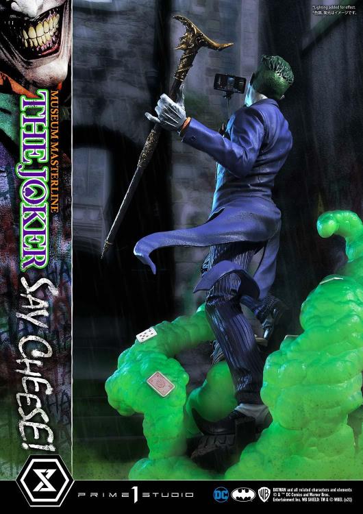 DC Comics Museum Masterline The Joker (Say Cheese) Deluxe 1/3 Scale Statue Gallery Image 20