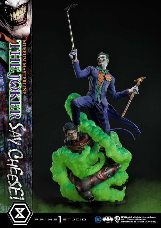 DC Comics Museum Masterline The Joker (Say Cheese) Deluxe 1/3 Scale Statue Gallery Image 8