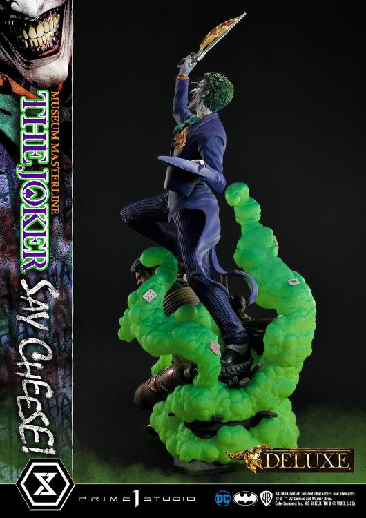DC Comics Museum Masterline The Joker (Say Cheese) Deluxe 1/3 Scale Statue Gallery Image 13