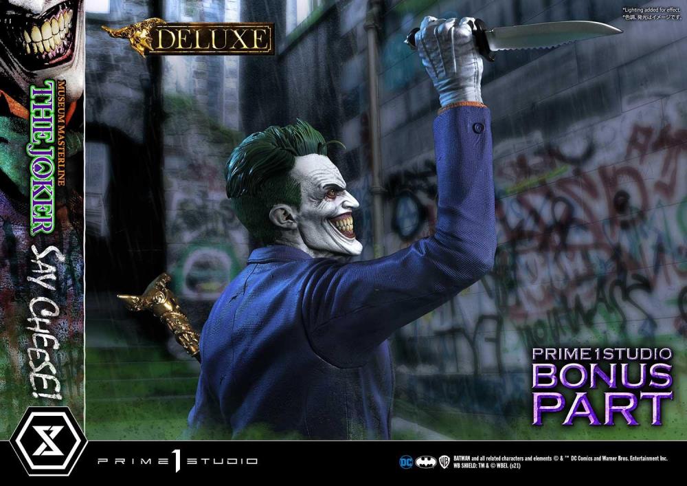 DC Comics Museum Masterline The Joker (Say Cheese) Deluxe 1/3 Scale Statue (With Bonus) Gallery Image 46