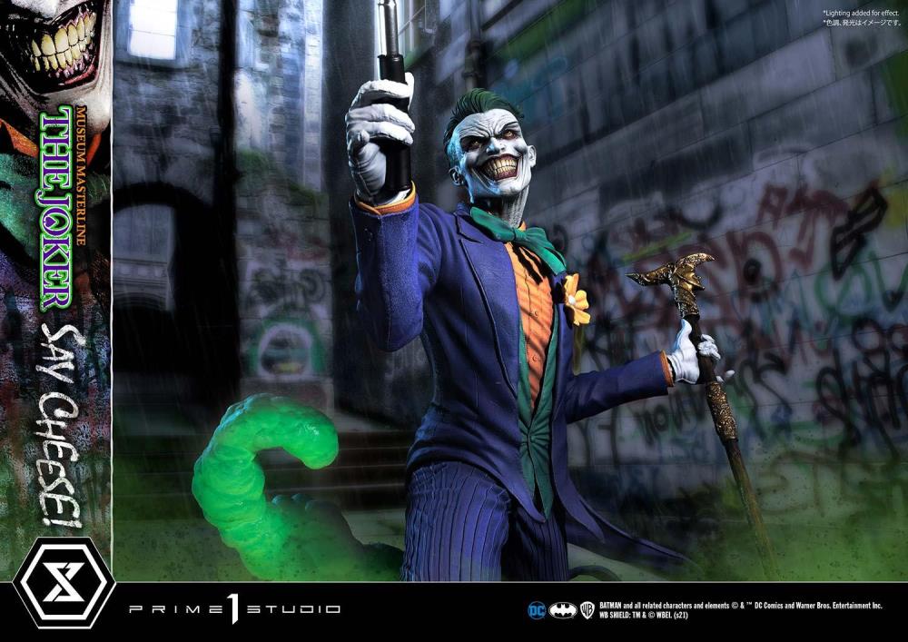 DC Comics Museum Masterline The Joker (Say Cheese) Deluxe 1/3 Scale Statue (With Bonus) Gallery Image 34
