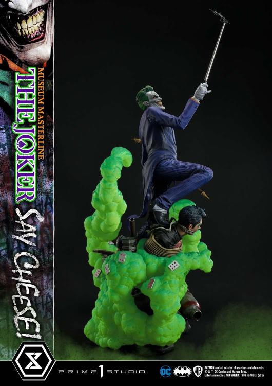 DC Comics Museum Masterline The Joker (Say Cheese) Deluxe 1/3 Scale Statue (With Bonus) Gallery Image 12