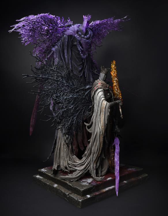 Dark Souls III Pontiff Sulyvahn 1/7 Scale Deluxe Limited Edition Statue Gallery Image 4