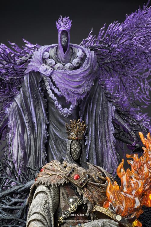Dark Souls III Pontiff Sulyvahn 1/7 Scale Deluxe Limited Edition Statue Gallery Image 13